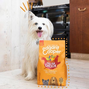 Foto Edgard & Cooper Adult Grain Free al Pollo Ruspante Fresco con Mango, Mirtillo, Mela e Carota da 12 Kg